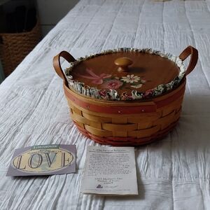Longaberger Mother's DAY 95 Floral Lidded Basket with Handles